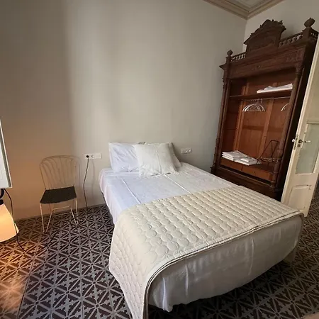 Ca La Manso סיטגס