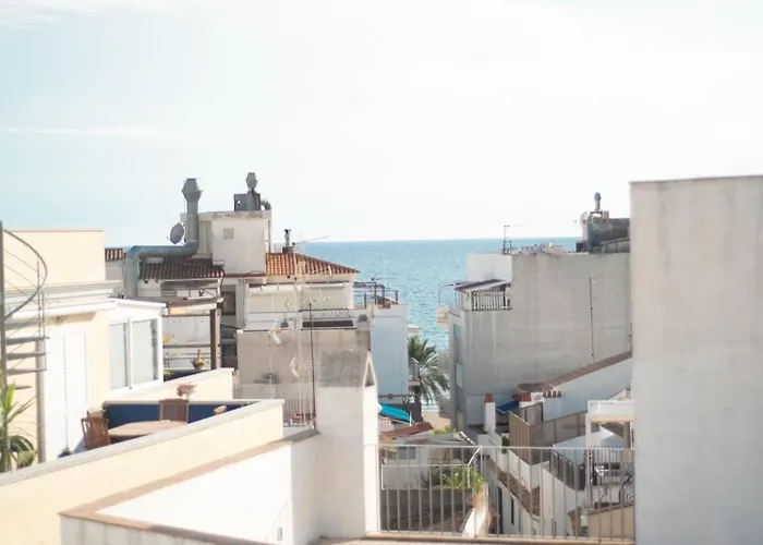 Ca La Manso סיטגס